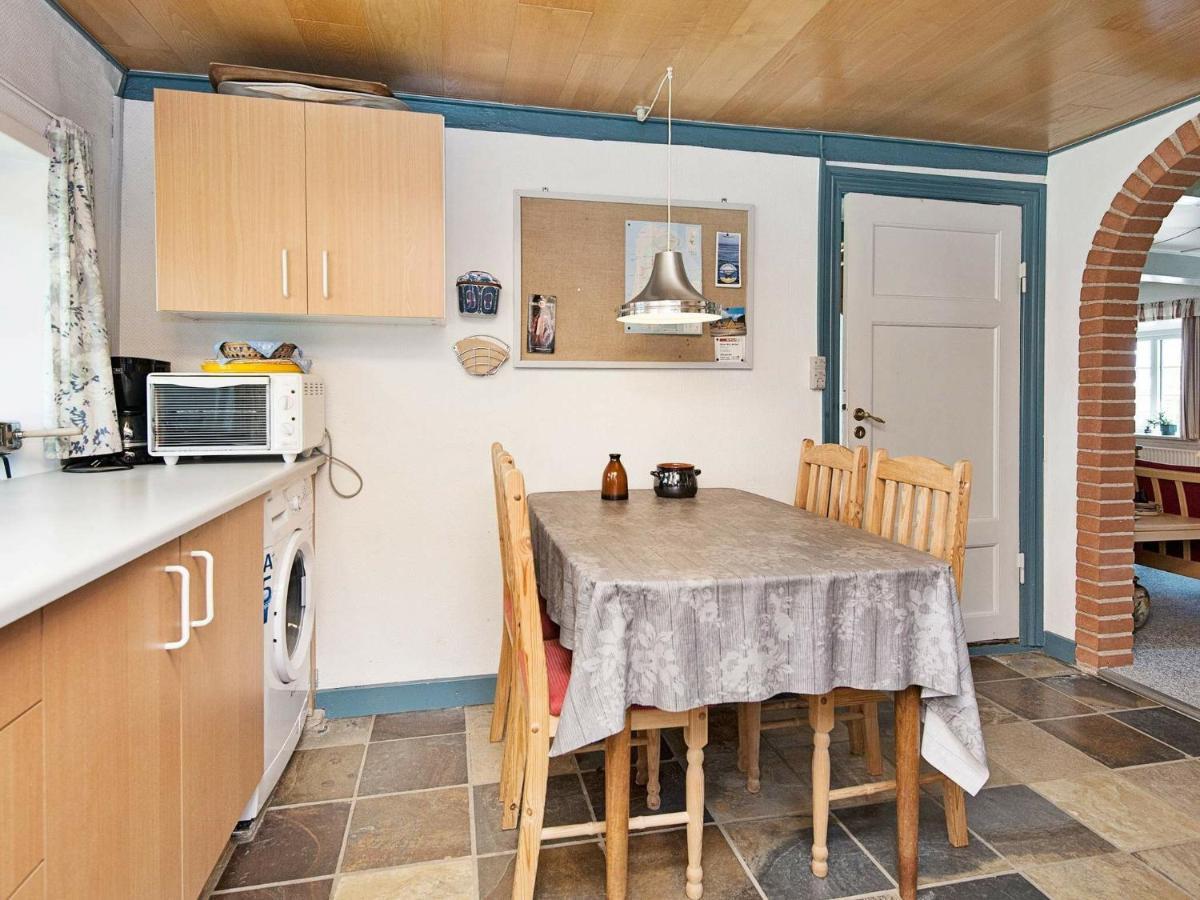 4 Person Holiday Home In Bredebro Ballum Екстериор снимка