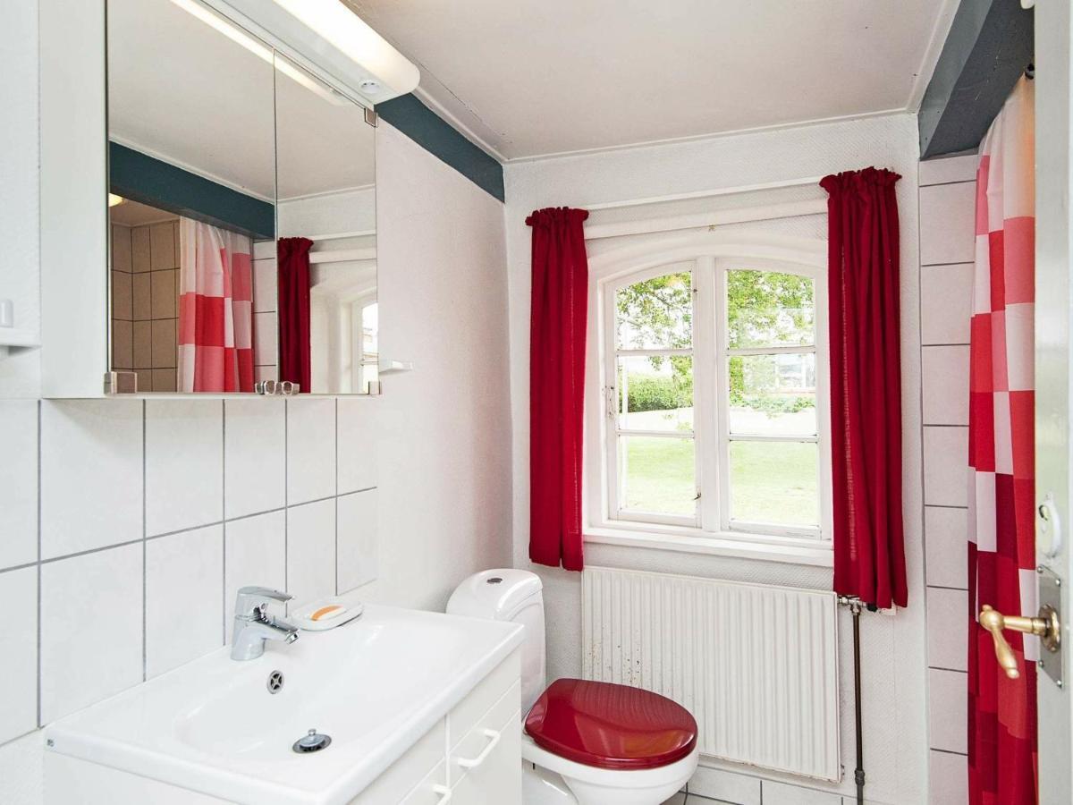 4 Person Holiday Home In Bredebro Ballum Екстериор снимка